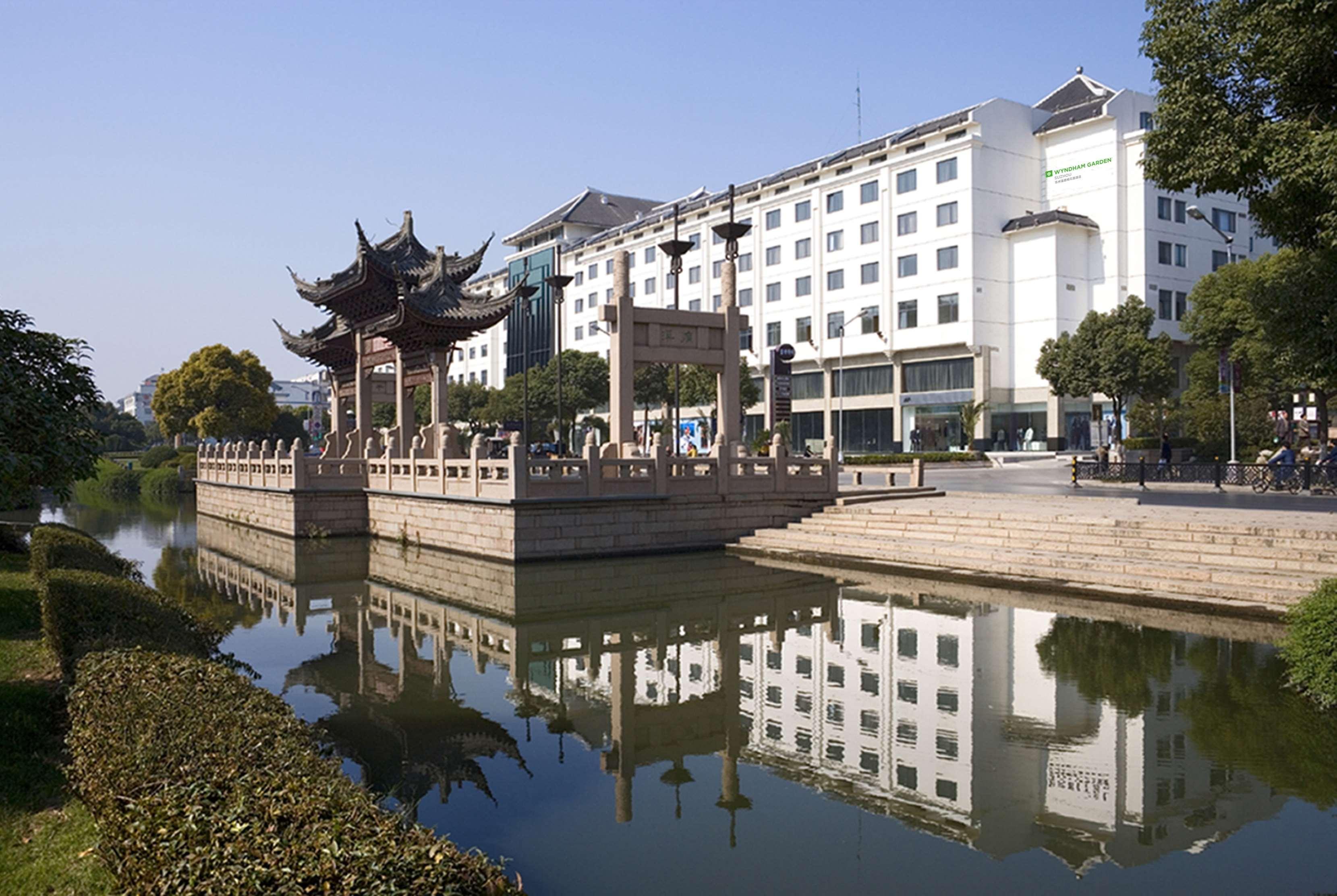 Wyndham Garden Suzhou Hotell Suzhou  Exteriör bild